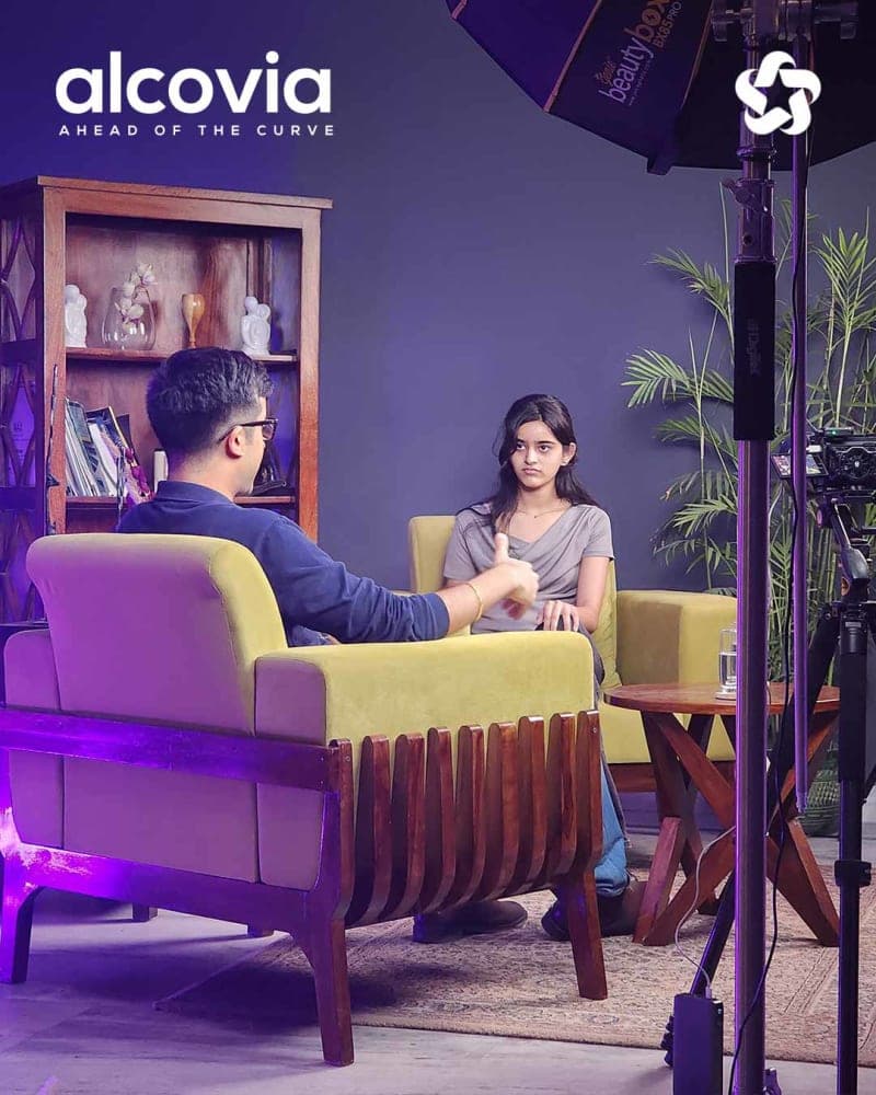 Get Mentored Weekly by Education Professionals from Harvard/ UCL/ Cambridge